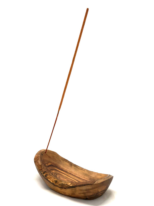 Rustic oval incense holder 16 cm made of olive wood
