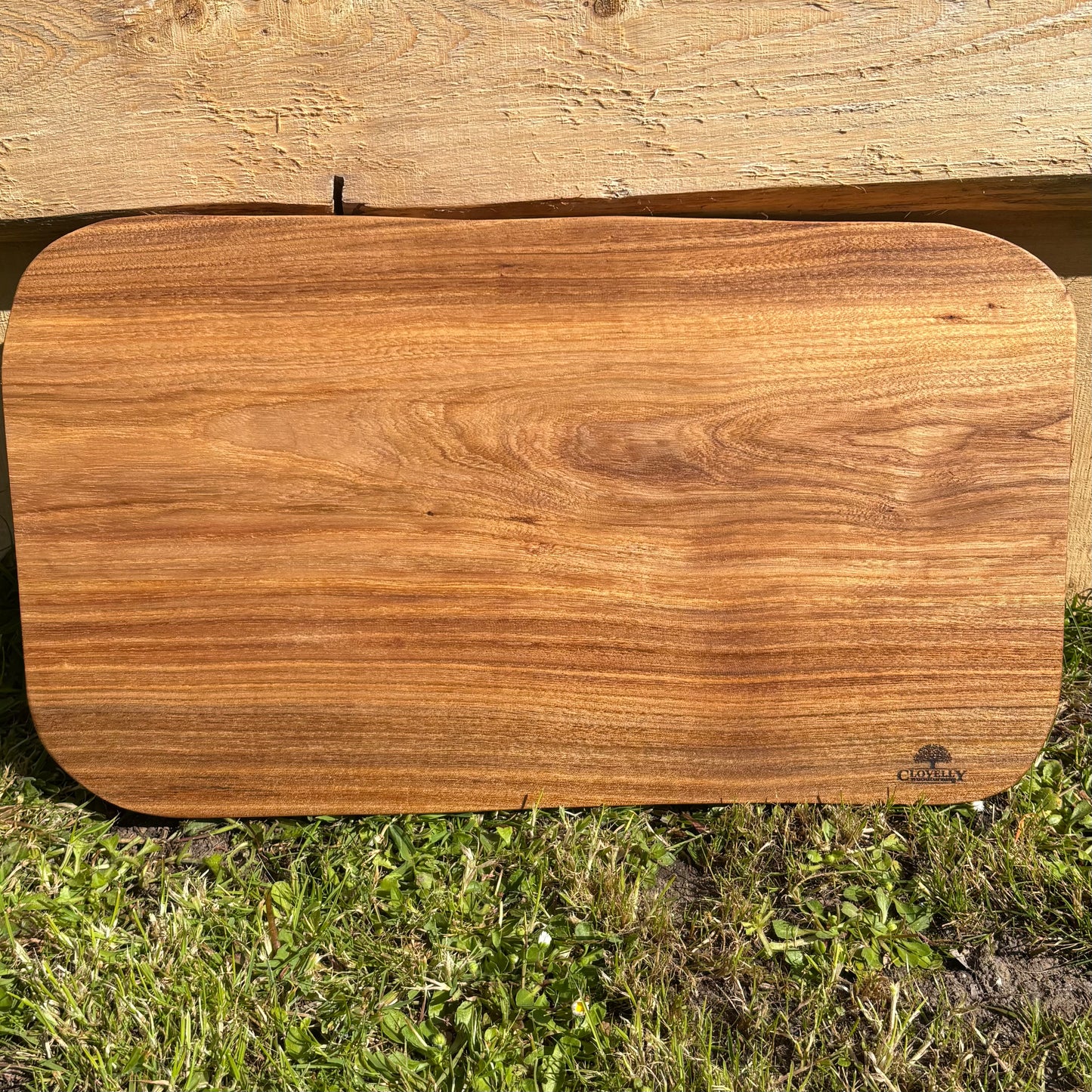 Elm Chopping board large