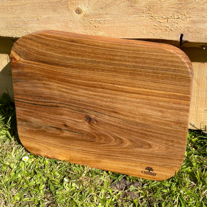 Elm Chopping Board medium
