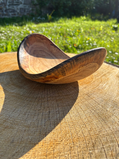 Oak bowl live edge